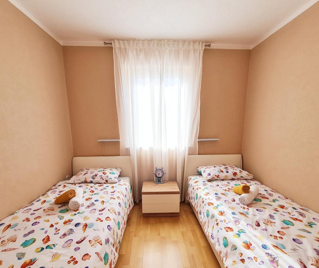 Bellistra Apartman Rabac - E Apartment ภายนอก รูปภาพ