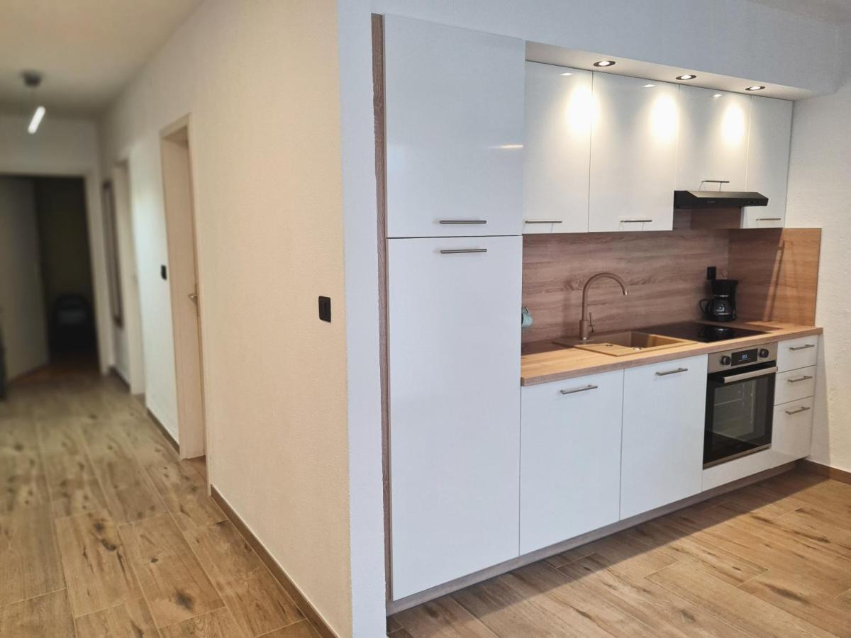 Bellistra Apartman Rabac - E Apartment ภายนอก รูปภาพ